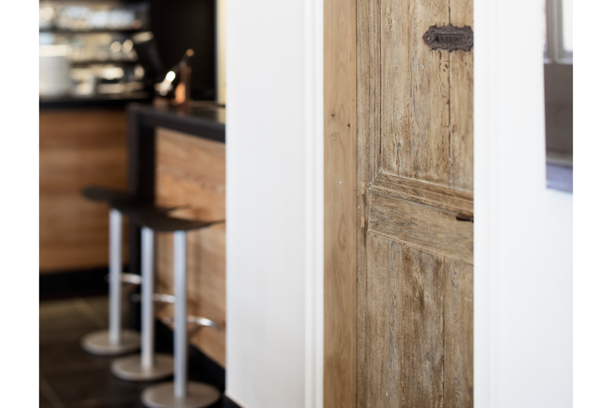 Van woonkamer tot horeca: uw interieur meteen in stock