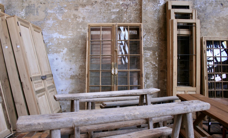 Old oak or pine doors and hutches as pieces of art in the frames 30