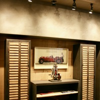 Renovation of reception area with authentic materials 3