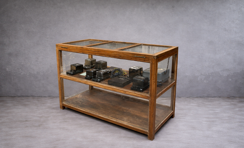 Bars and counters 8