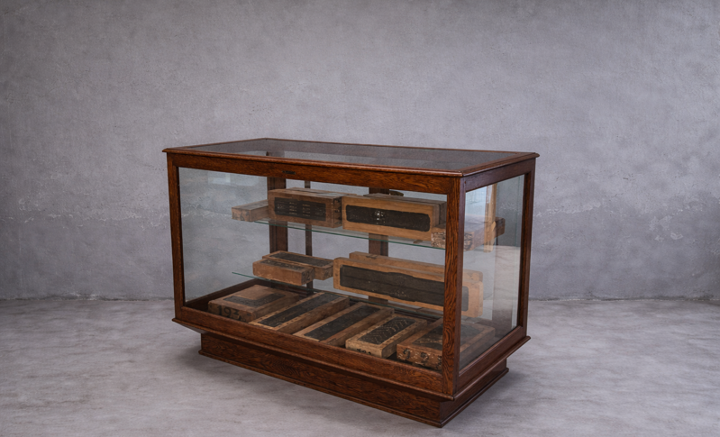 Bars and counters 6