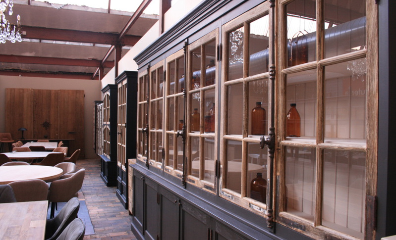 Display cabinets 15